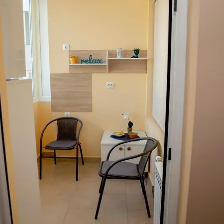 Stadium Apartment *