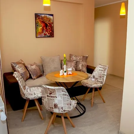 Apartment Stadium *