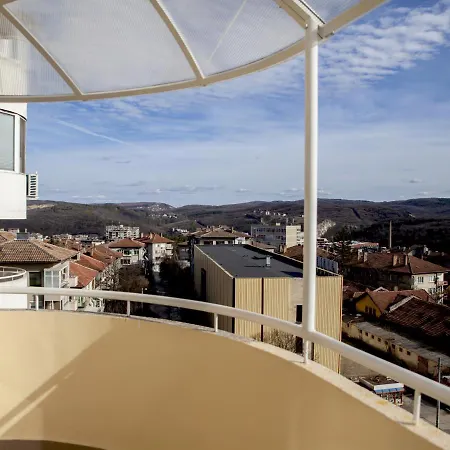 Stadium Apartment *