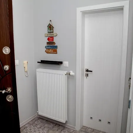 Stadium Apartment *